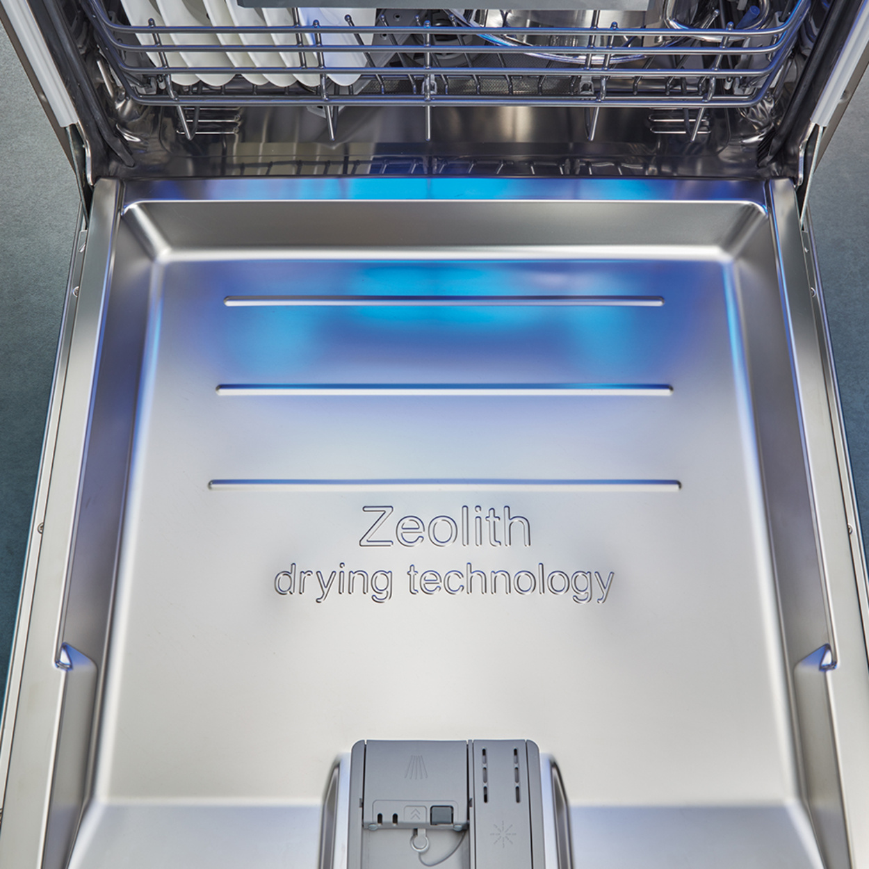 Zeolith Trocknen – Für glänzende Spülergebnisse bei JK Elektroanlagen GmbH in Heusenstamm