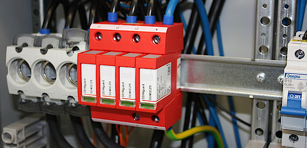 Über­spannungs­schutz bei JK Elektroanlagen GmbH in Heusenstamm